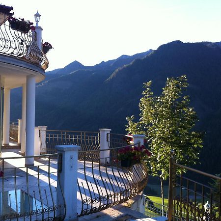 B&B Das Land-Palais - Private Mountain Hideaway Selva dei Molini Exterior foto